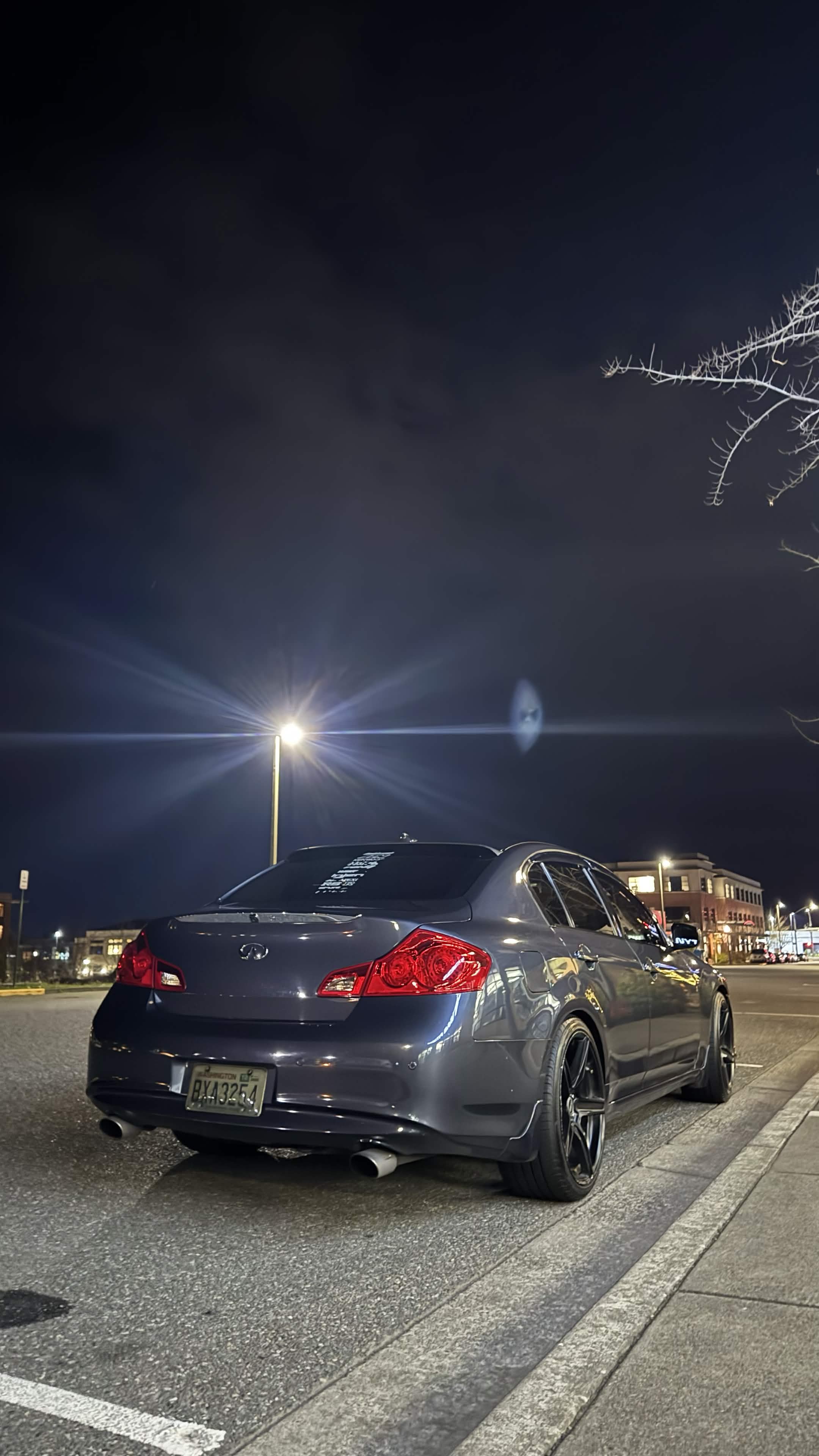 Rear three-quarter night